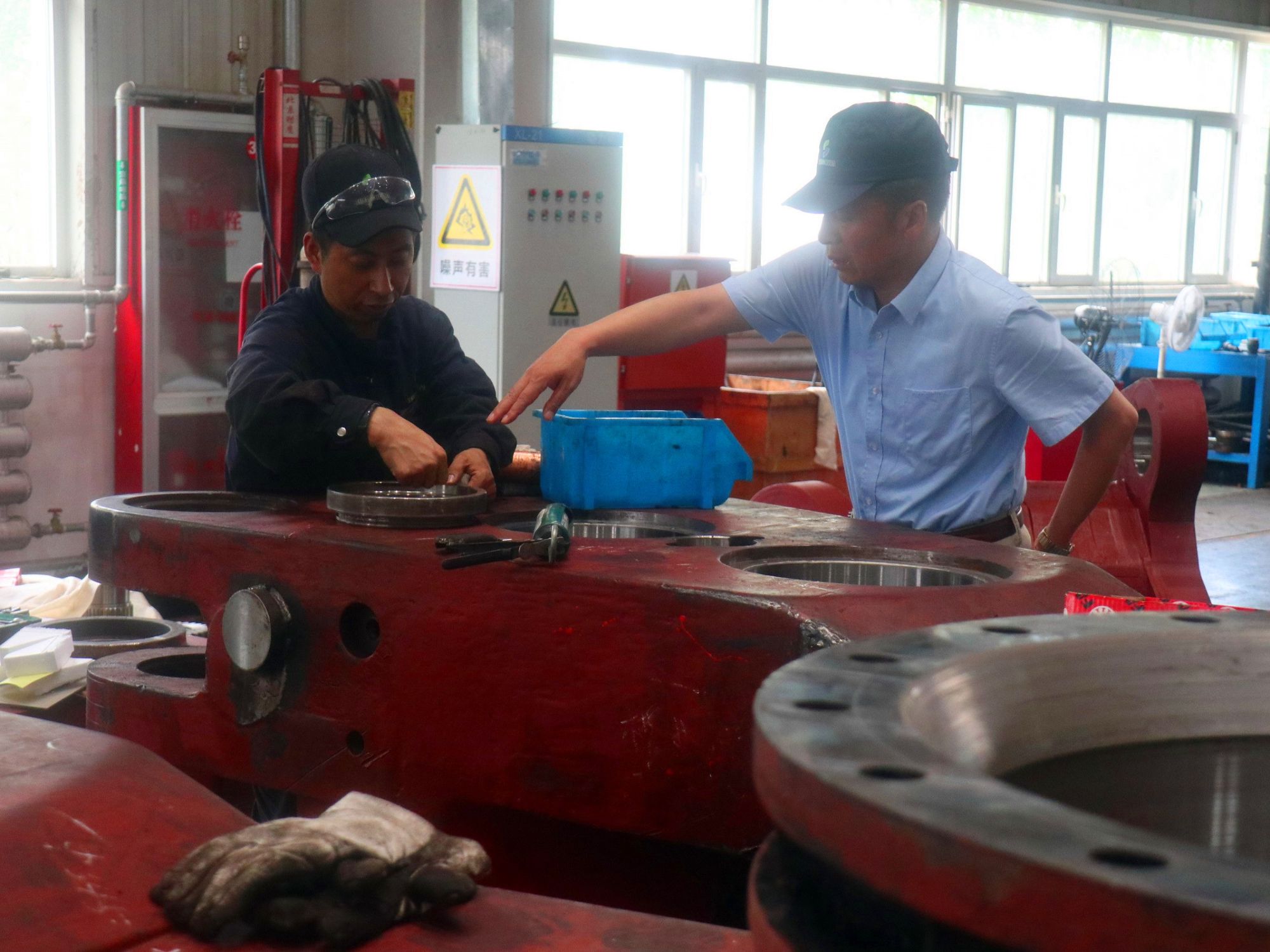 內(nèi)蒙古珠江投資有限公司青春塔煤礦MG750/1940-WD 采煤機(jī)維修項(xiàng)目順利交付